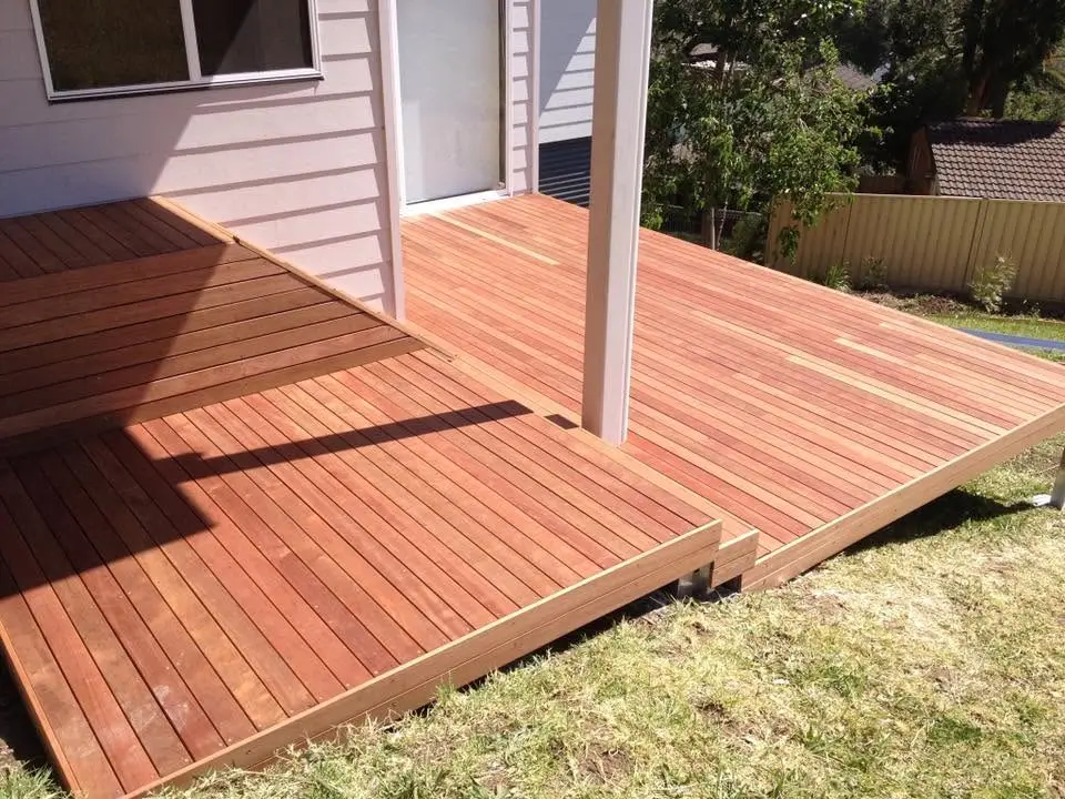 South Coast - Deck on a Sloping Block